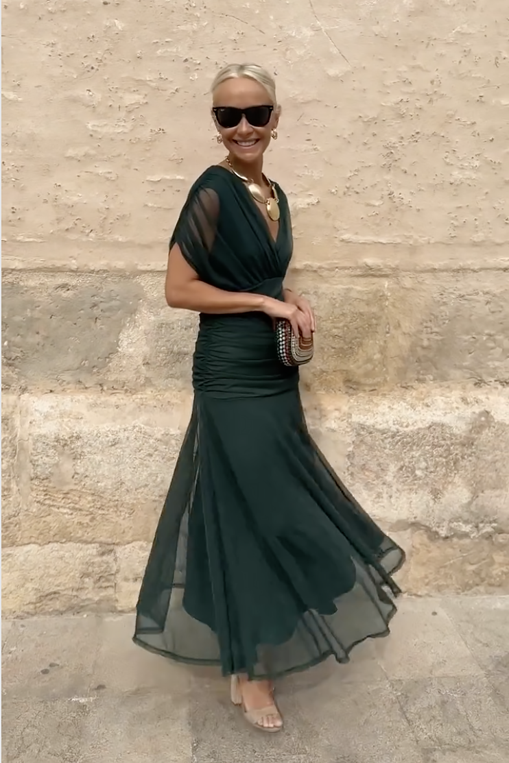 Luisa | Vestido largo elegante con cuello en V