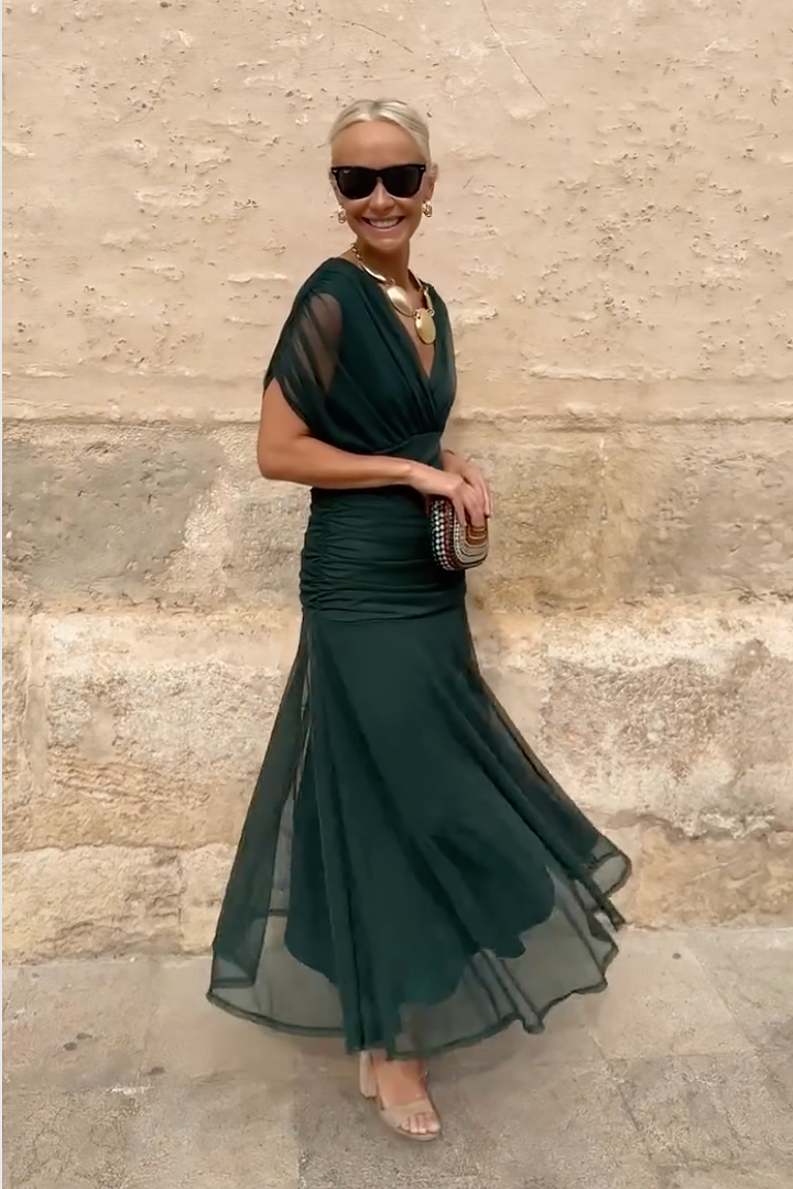 Luisa | Vestido largo elegante con cuello en V