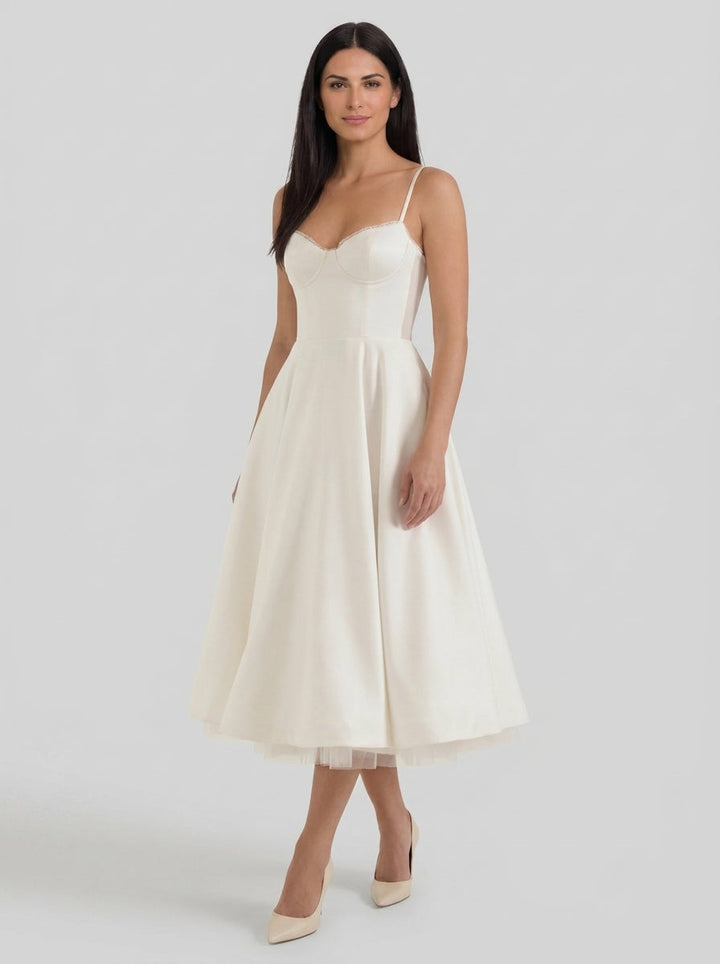 Vestido de tul y midi de Isold