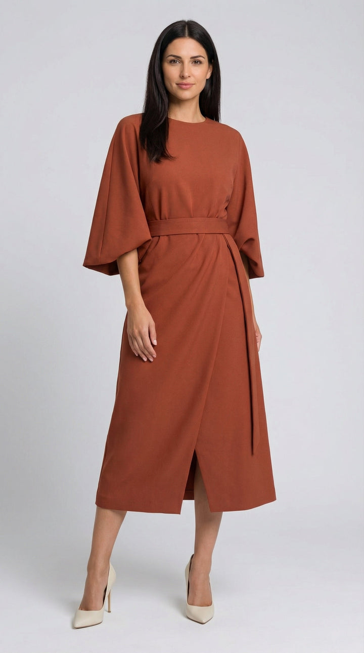 Vestido largo de Ana con cinturón