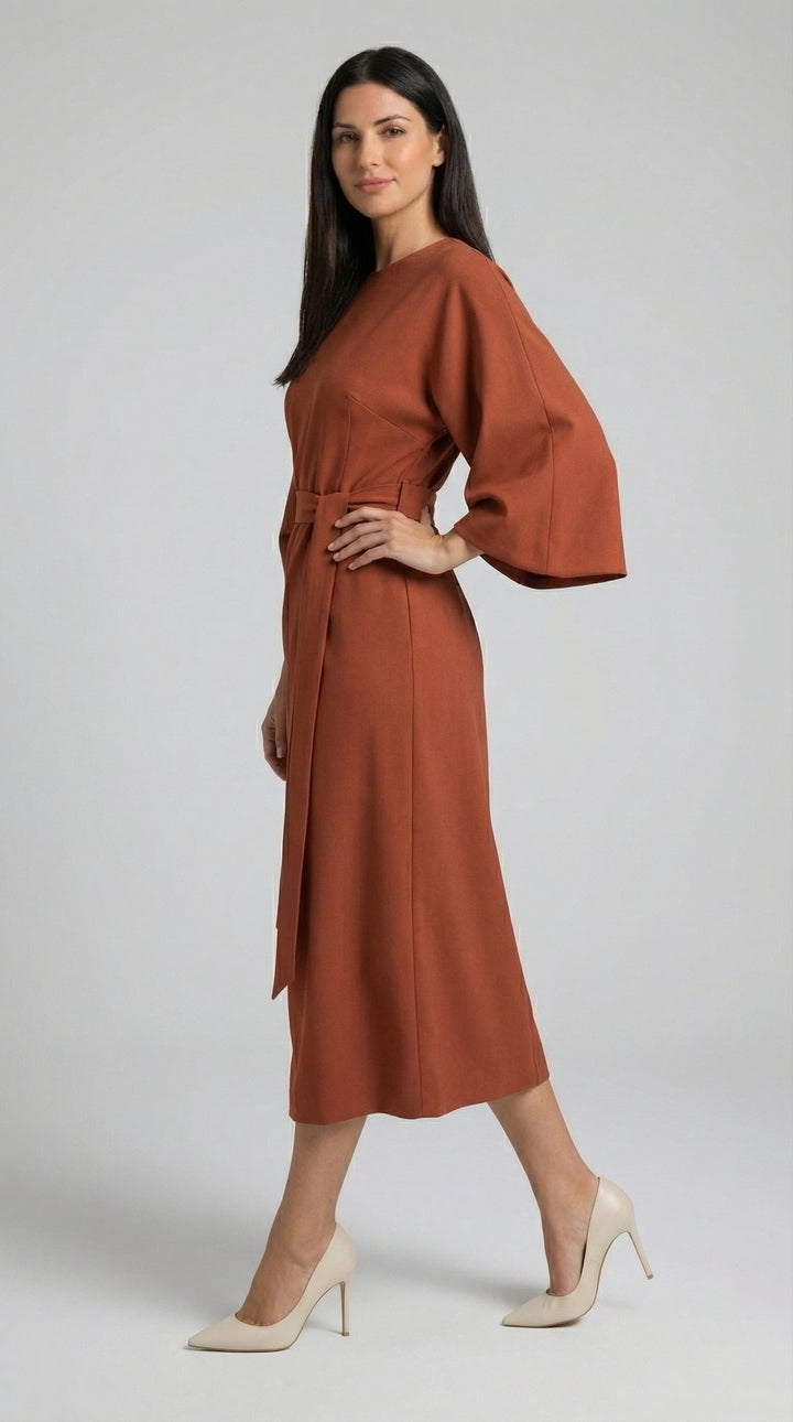 Vestido largo de Ana con cinturón