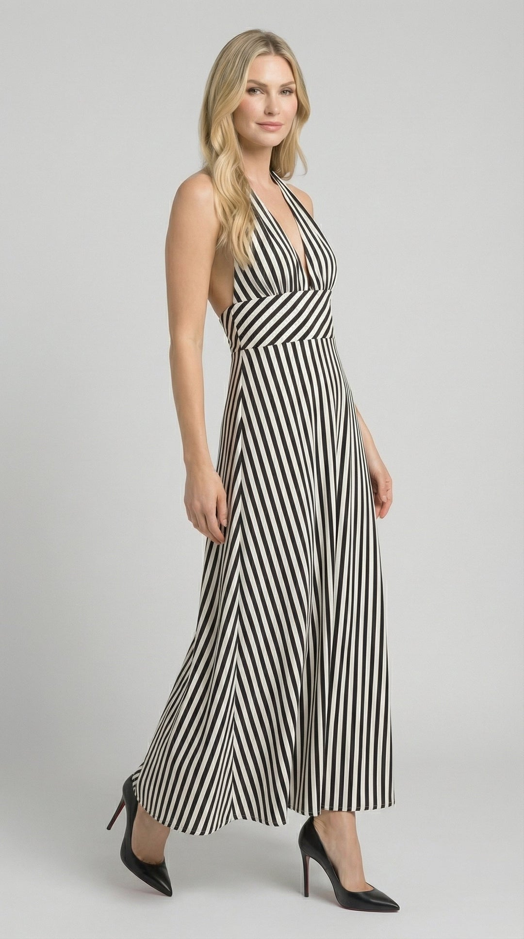 Vestido largo a rayas con cuello en V de Sandra