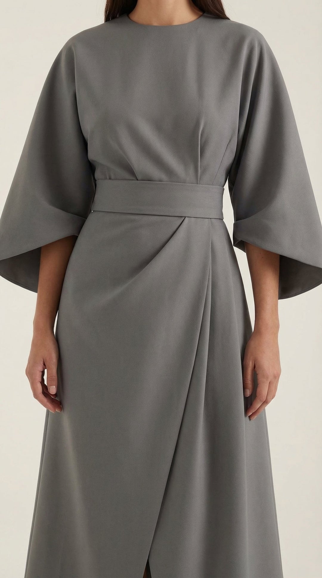 Vestido largo de Ana con cinturón