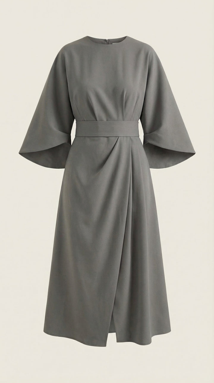 Vestido largo de Ana con cinturón