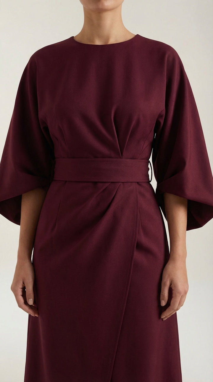 Vestido largo de Ana con cinturón