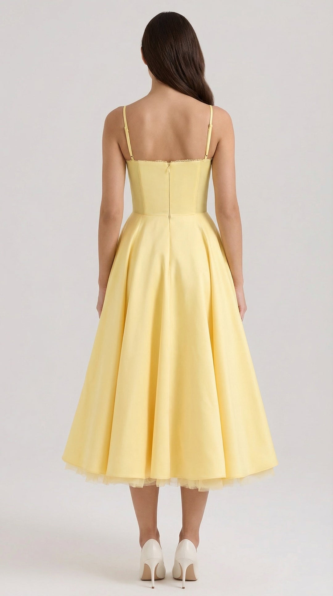 Vestido de tul y midi de Isold