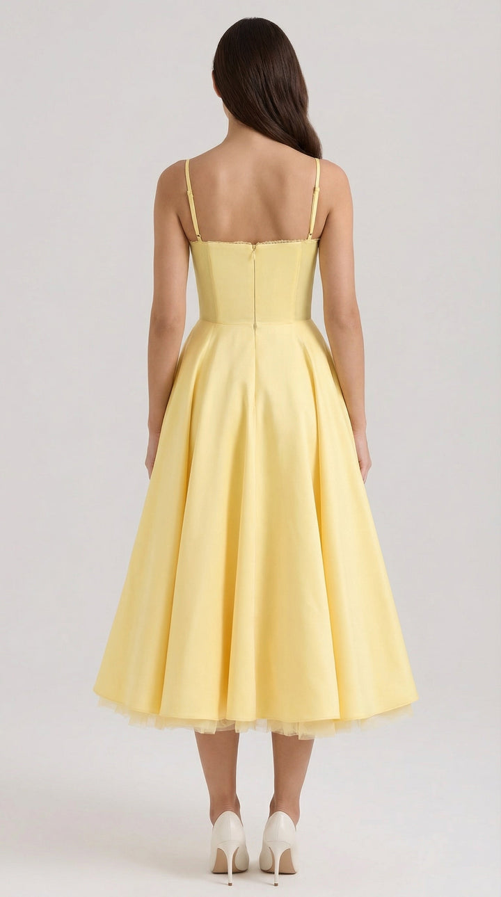 Vestido de tul y midi de Isold