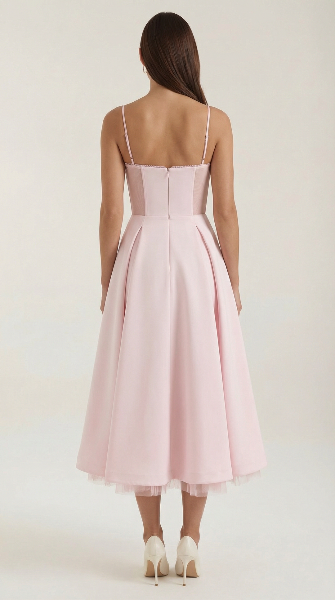 Vestido de tul y midi de Isold