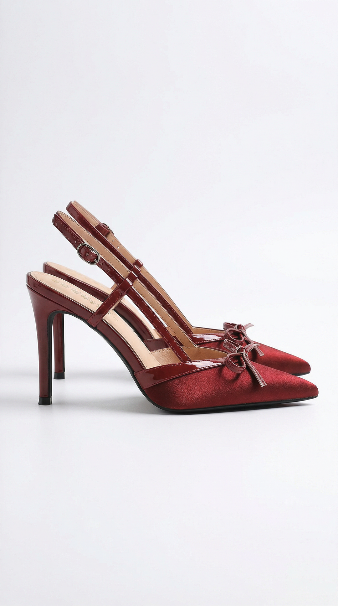 Zapatos de salón Rebecca de satén con lazo