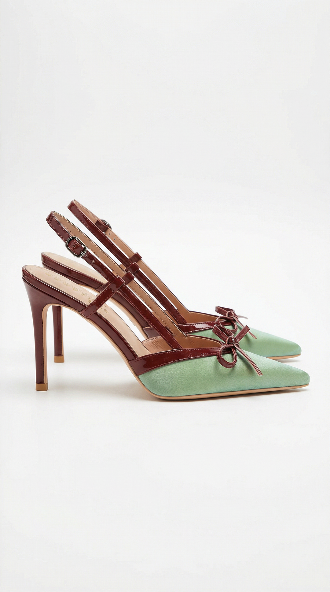 Zapatos de salón Rebecca de satén con lazo